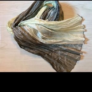 Pleated Yellow & Grey hombre Silk scarf
